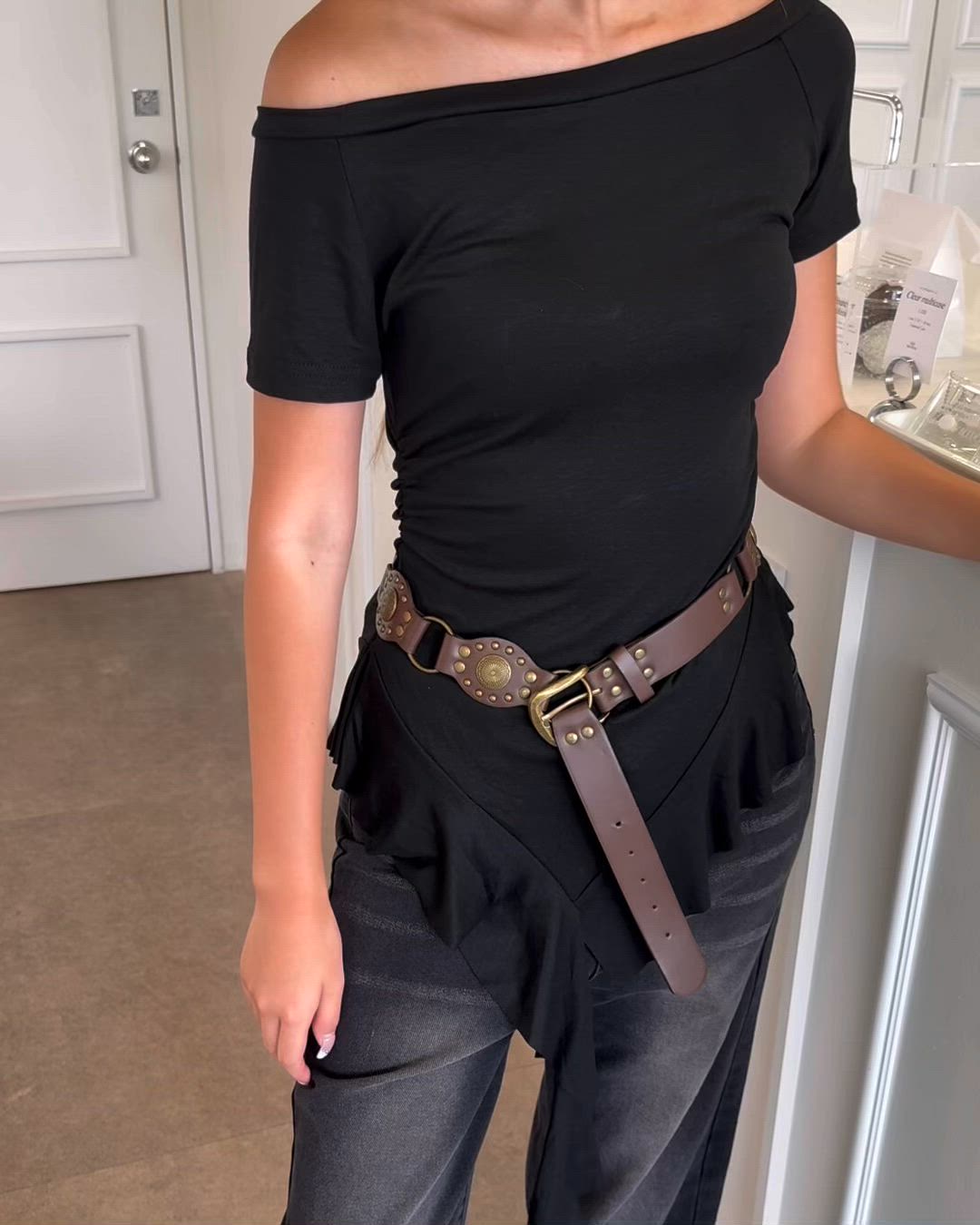 ヴィンテージ風 1970年代 ヴィクトリアンスタイル ハンドモチーフベルト ワイルドスワンズ・パタゴニア正規販売店 GMMSTORE