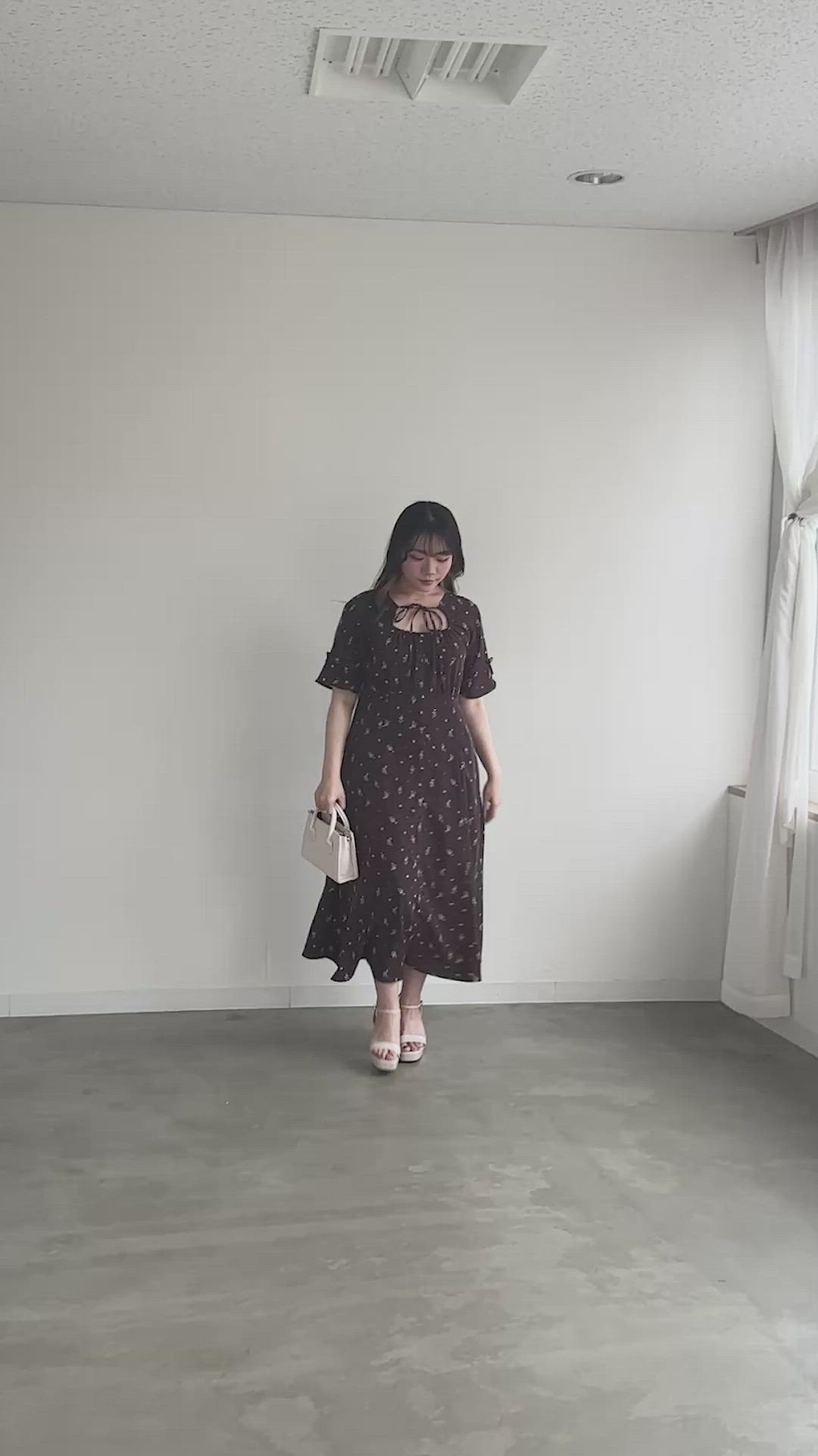 オープンネックフラワーワンピース（ワンピース）｜CLETTE（クレット