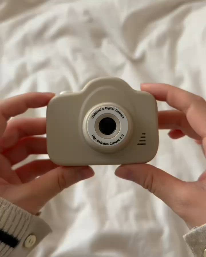 BIRTHDAY BAR デジタルカメラ ホワイト レトロ-1 超小型デジタルカメラ（生活家電）｜BIRTHDAY BAR