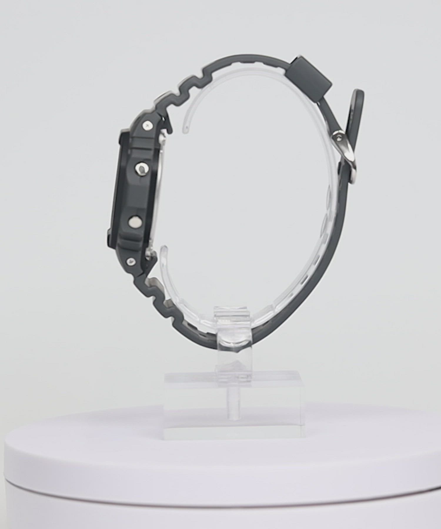 Urban utility series / DW-5610UU-8JF（デジタル腕時計）｜G-SHOCK