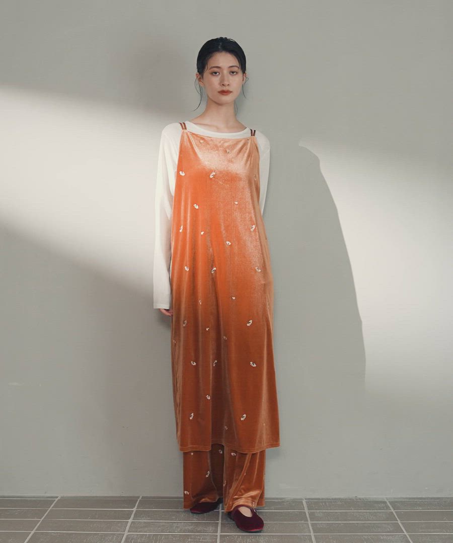 セール】ベロア刺繍キャミワンピース / 595081（ワンピース）｜LAKOLE