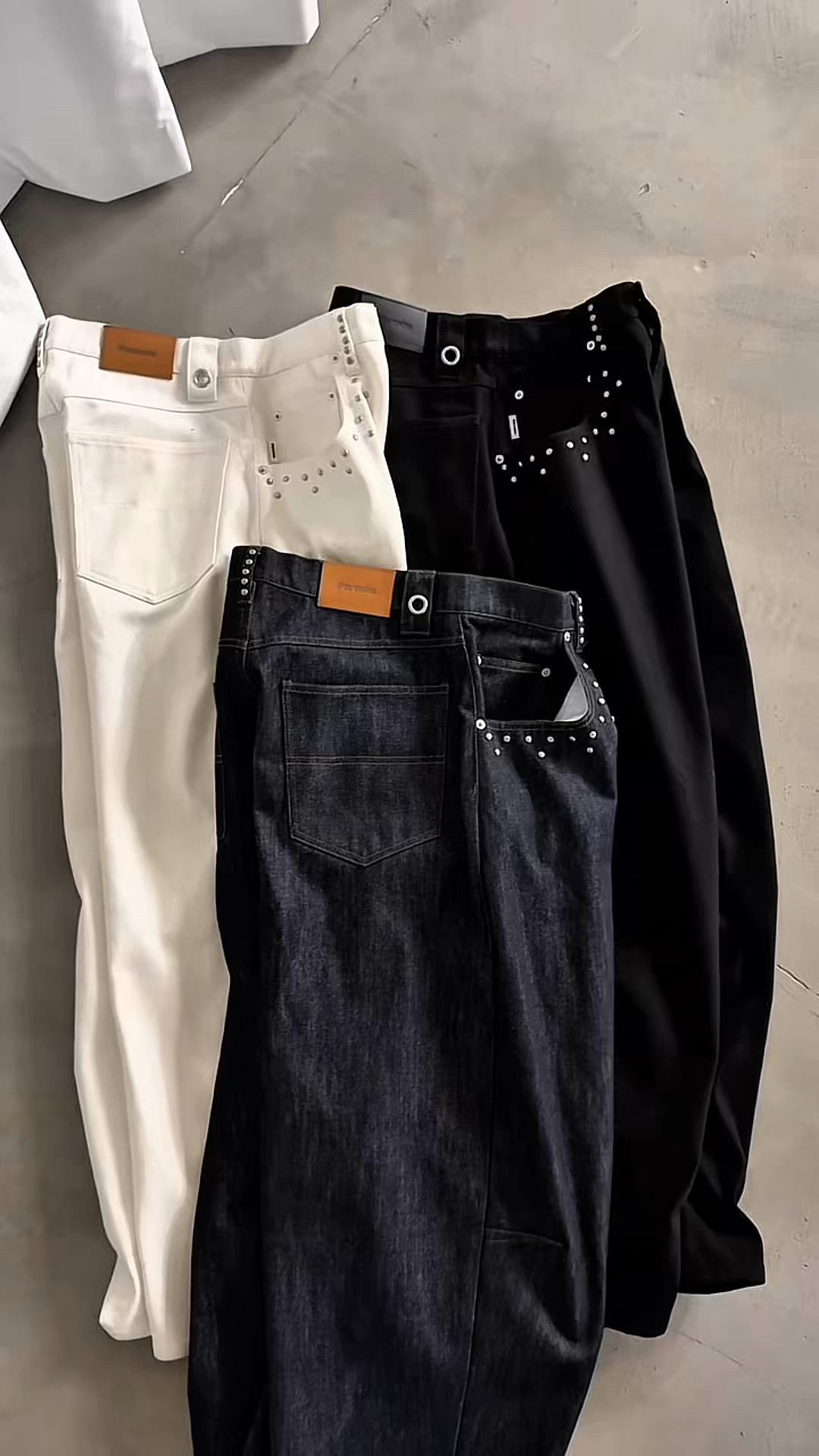 Studded Design Wide Balloon Pants／スタッズデザインワイドバルーン