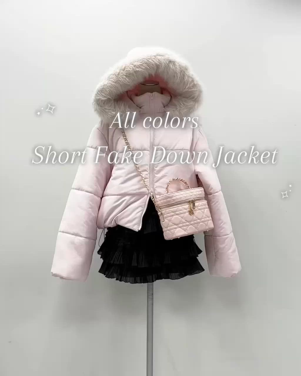 今すぐお届け可能!】フード付きショートフェイクダウンジャケット