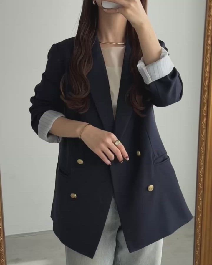 ゴールドボタンテーラードジャケット（テーラードジャケット