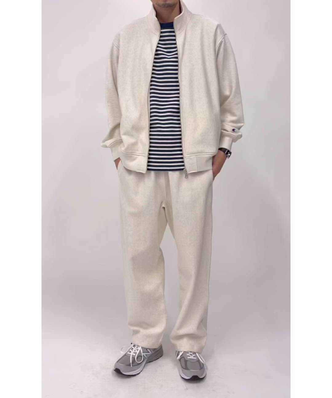 SHIPS別注】Champion: リバースウィーブ スウェット スタンド ジップ