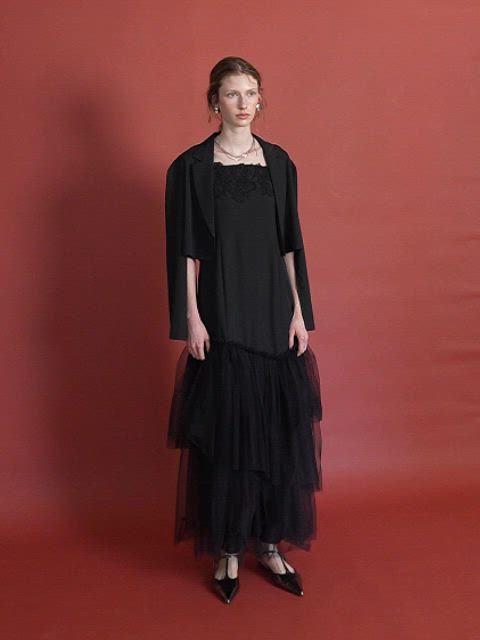 Layered tulle dress（ドレス）｜et.UNiVER（エトユニベール）の