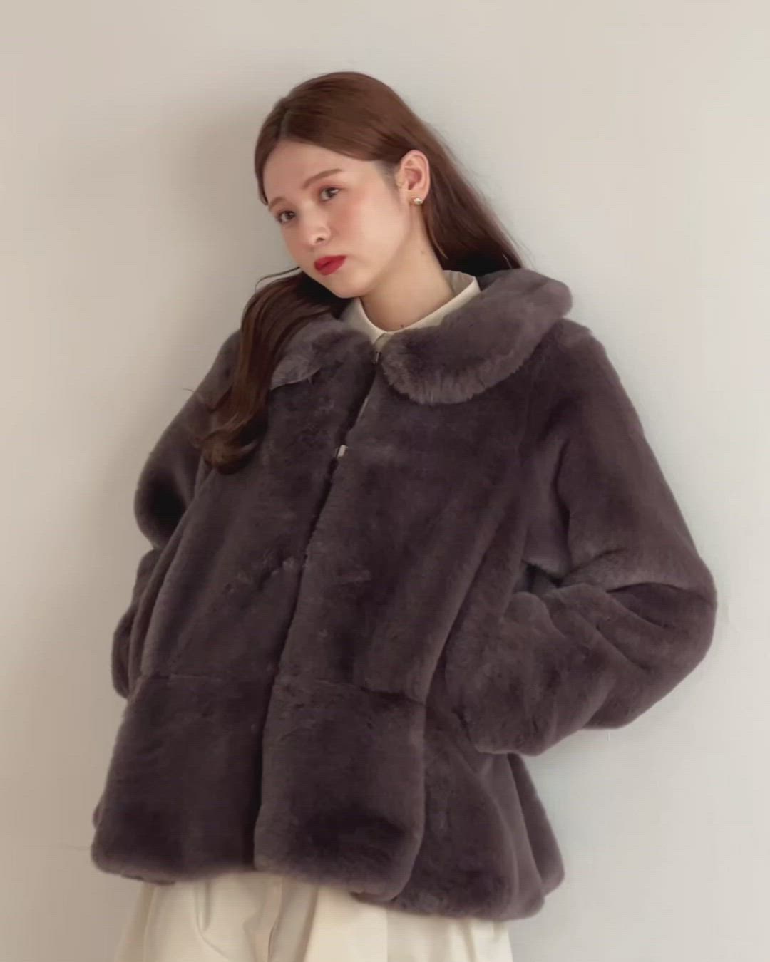 フラッフィーラウンドカラーペプラムファーコート（その他アウター