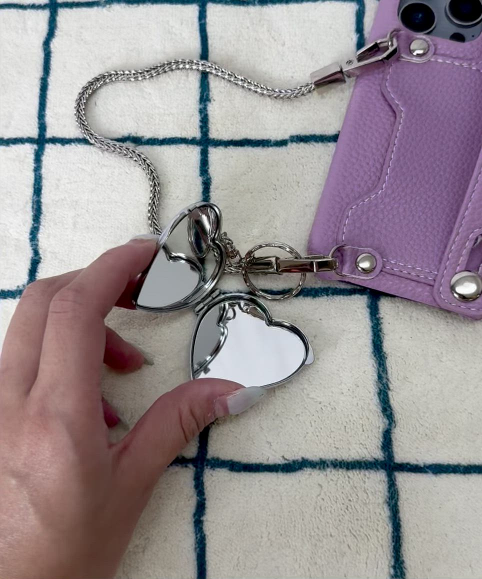 F&D : ハートチャーム付きiPhoneケース&ストラップ/ iPhone14