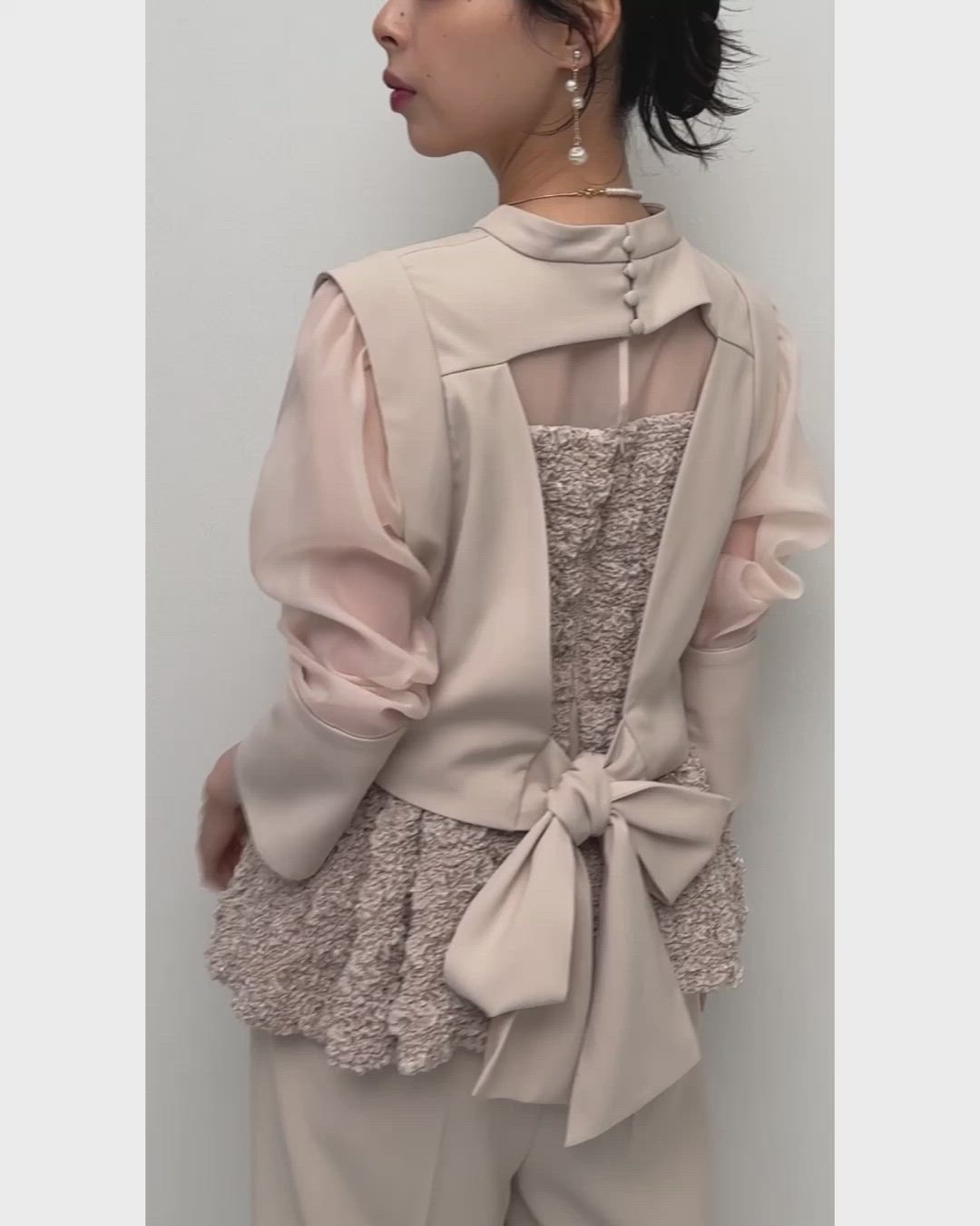 オケージョンドレス 結婚式 ｜ バックリボン トップス ＆ ペプラム