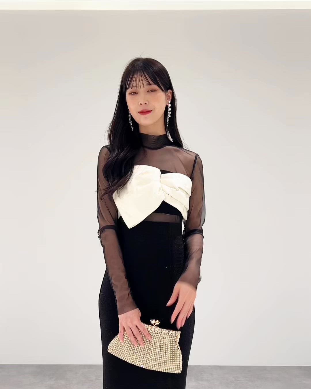 セール】【LEJA LUXE】フロントツイストデザインシアースリットIライン