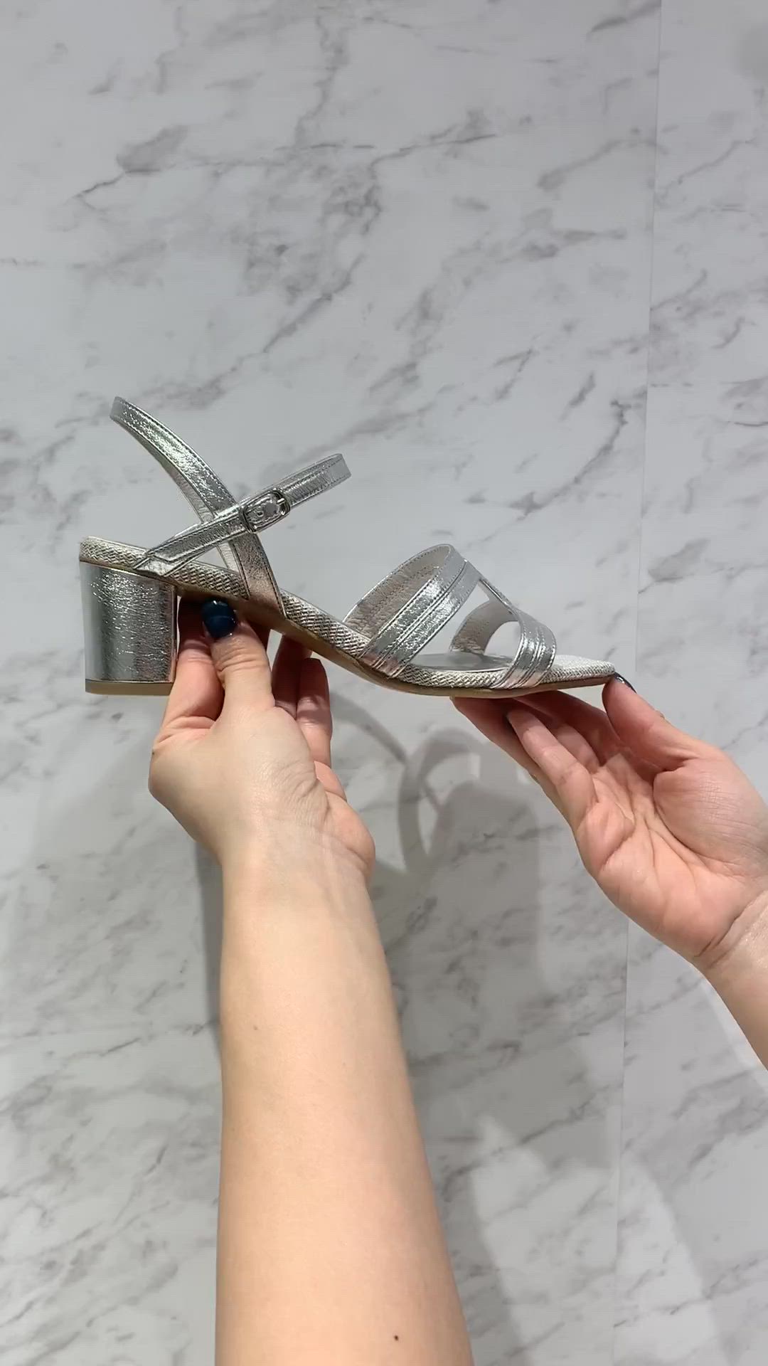 Made in Japan】【HIMIKO】スクエアトゥミドルヒールサンダル/651212