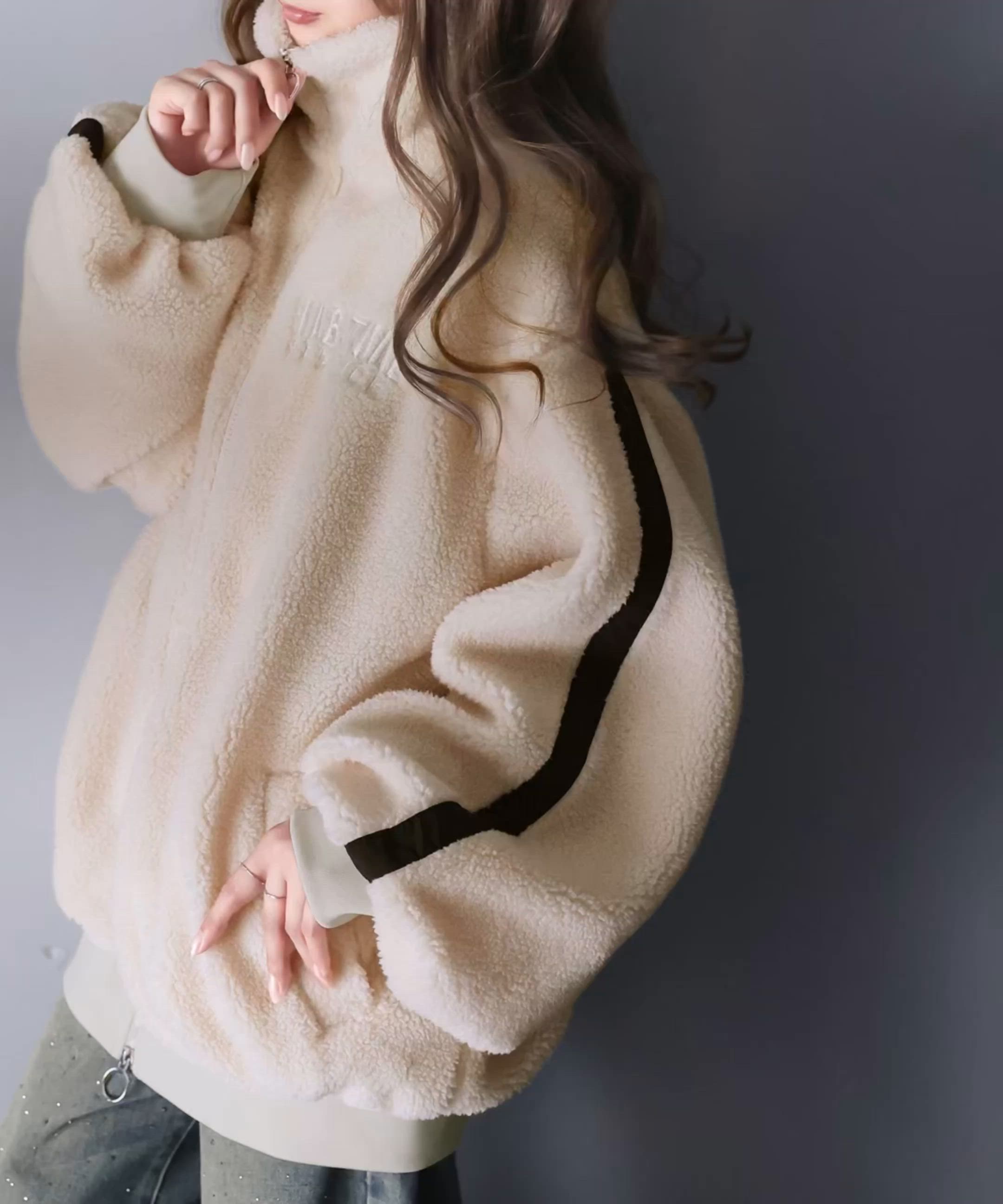 セール】《Javaジャバコラボ》スポーティな印象を放つ。サイドライン胸