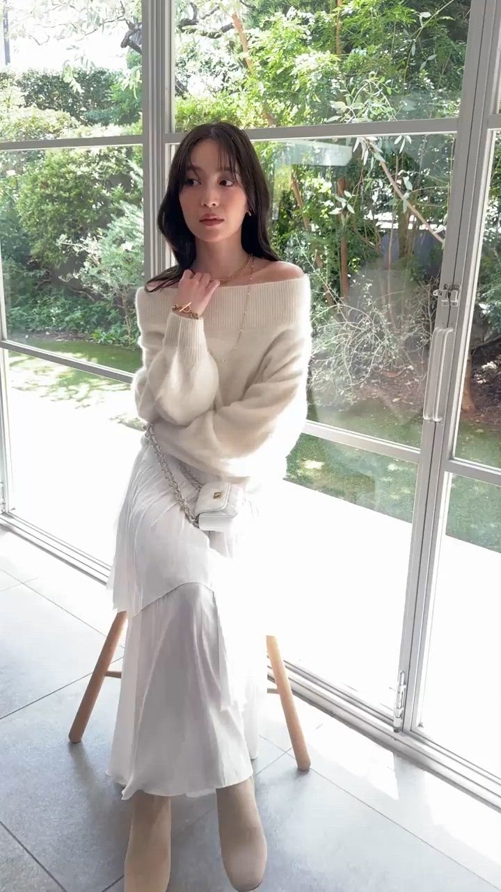 最終値下げ　ラブティックボンボン　ヘアリーウールカシミヤ混オフショルニット セール】ヘアリーウールカシミヤ混オフショルニット（ニット/セーター