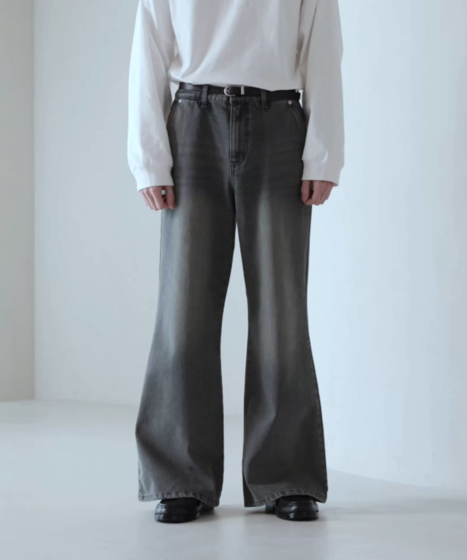 LUENNA】Semi-flare Denim Pants / セミフレアデニムパンツ（デニム