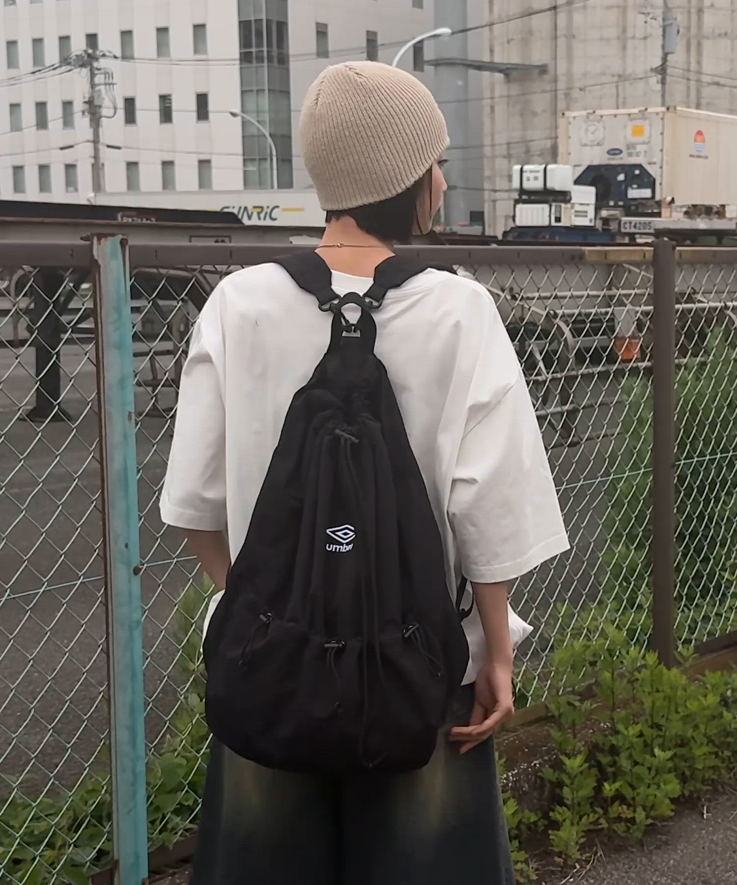 セール】UMBRO/アンブロ 別注 ロゴ刺繍 2WAY ナイロン ドローコード