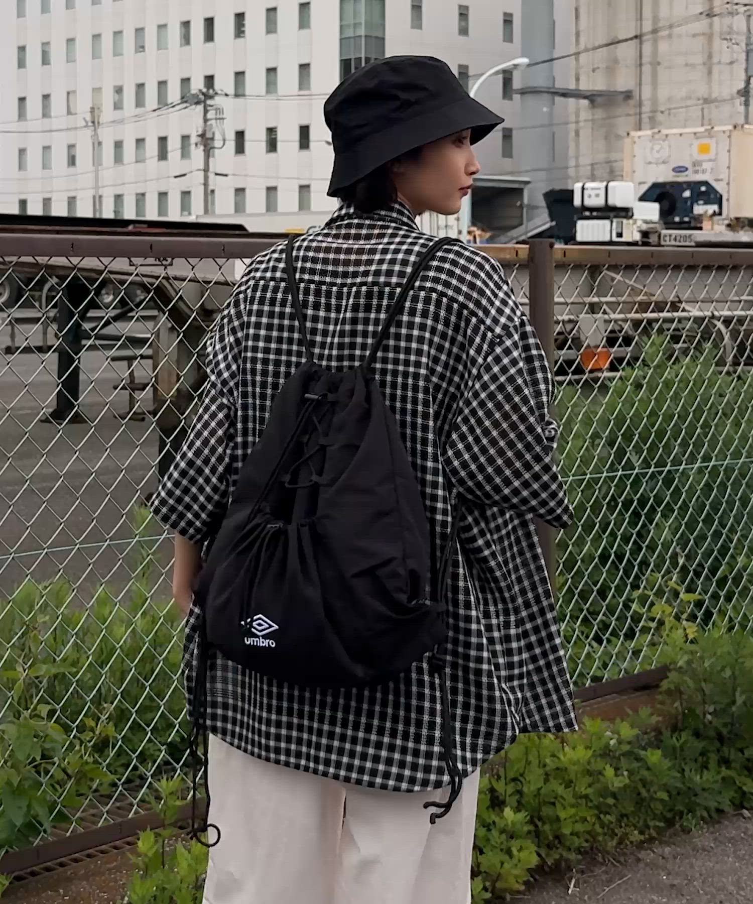 UMBRO/アンブロ 別注 ロゴ刺繍 ナイロン ドローコード ナップサック