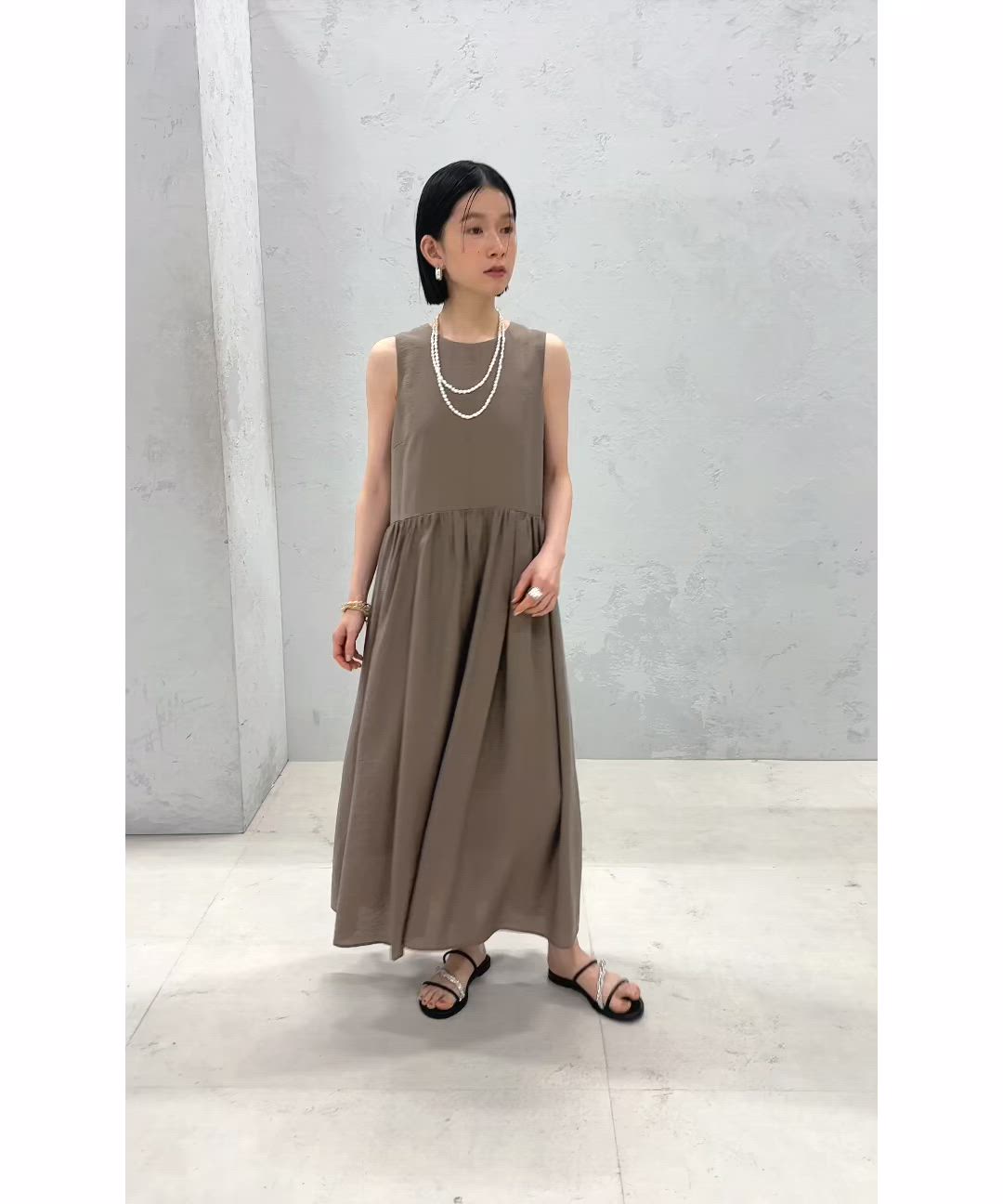 セール】〈手洗い可能〉シルク混 シアー ノースリーブ ワンピース
