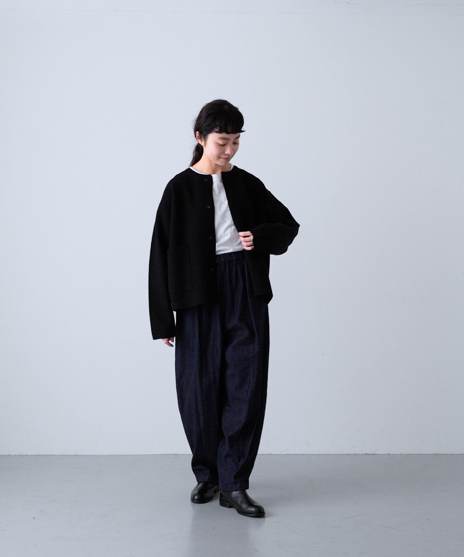 kagure かぐれ 完売品 ウール ノーカラー ジャケット 圧縮 カーディガン kagure かぐれ 完売品 ウール ノーカラー ジャケット 圧縮