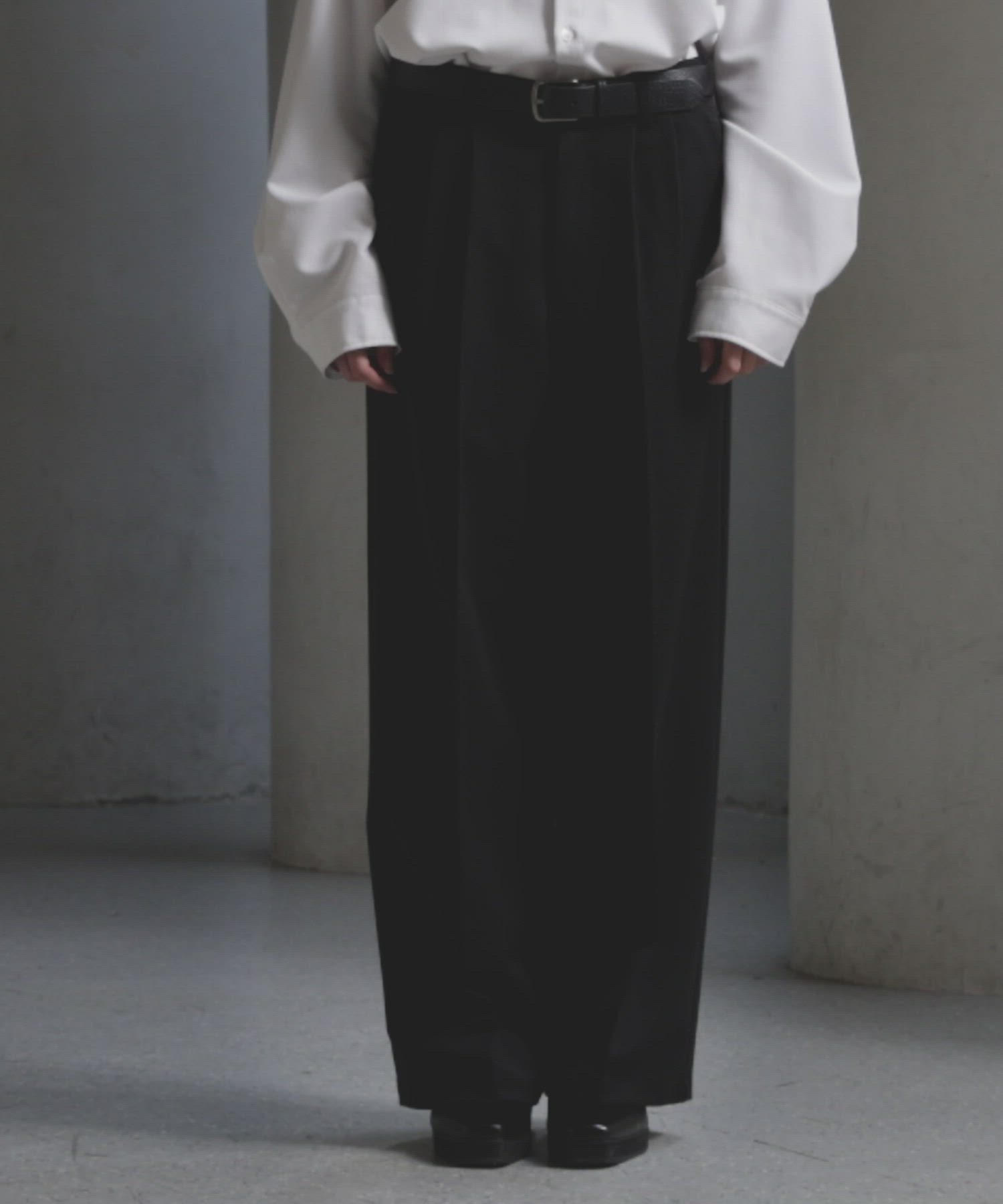 CLEL】Prime TR Semi-wide Tuck Slacks / プライムTR セミワイドタック