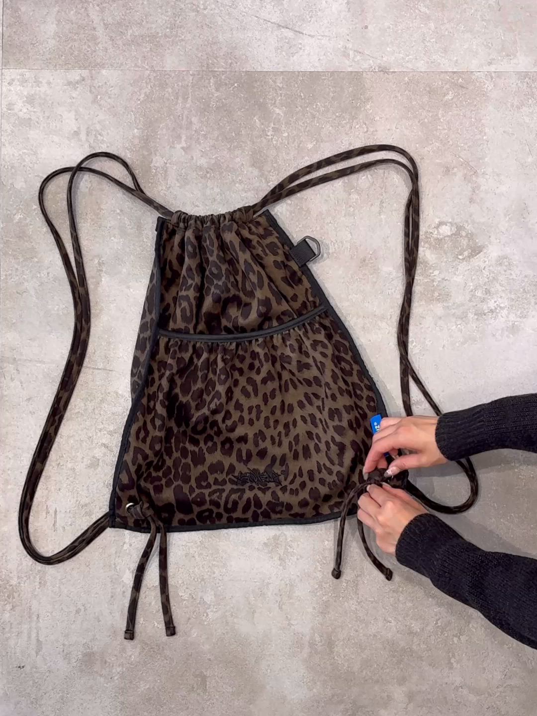 新色追加【SEQUENZ（シークエンズ）】2 FACE STRING KNAPSACK