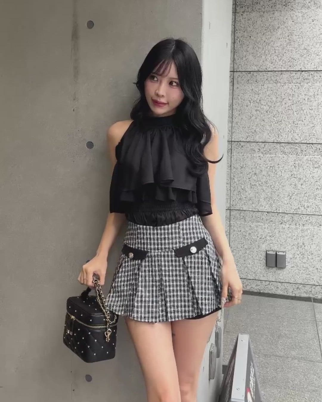 フラップポイントプリーツショートパンツ（その他パンツ）｜LIPSERVICE