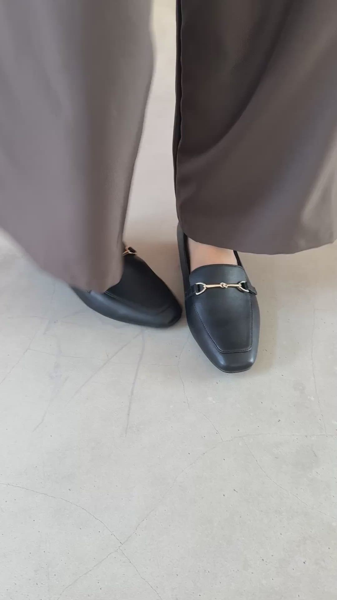 セール】【HIMIKO】【WEB限定デザイン】ビットモチーフローファー