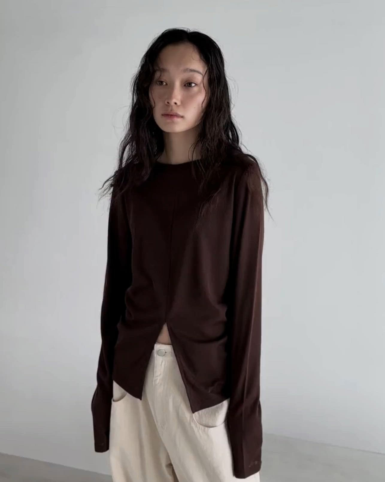 ダークブラウン 長袖カットソー 前結び セール】センタースリットシアーロンTee（Tシャツ/カットソー