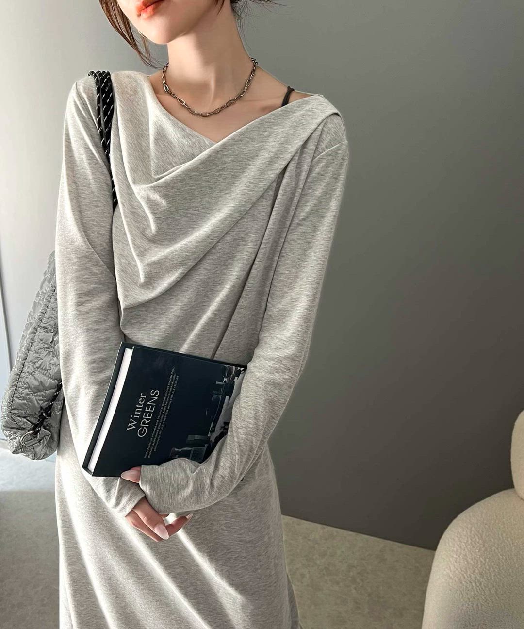 セール】大人女性のきれいめリラックススタイル。フライスカットソー