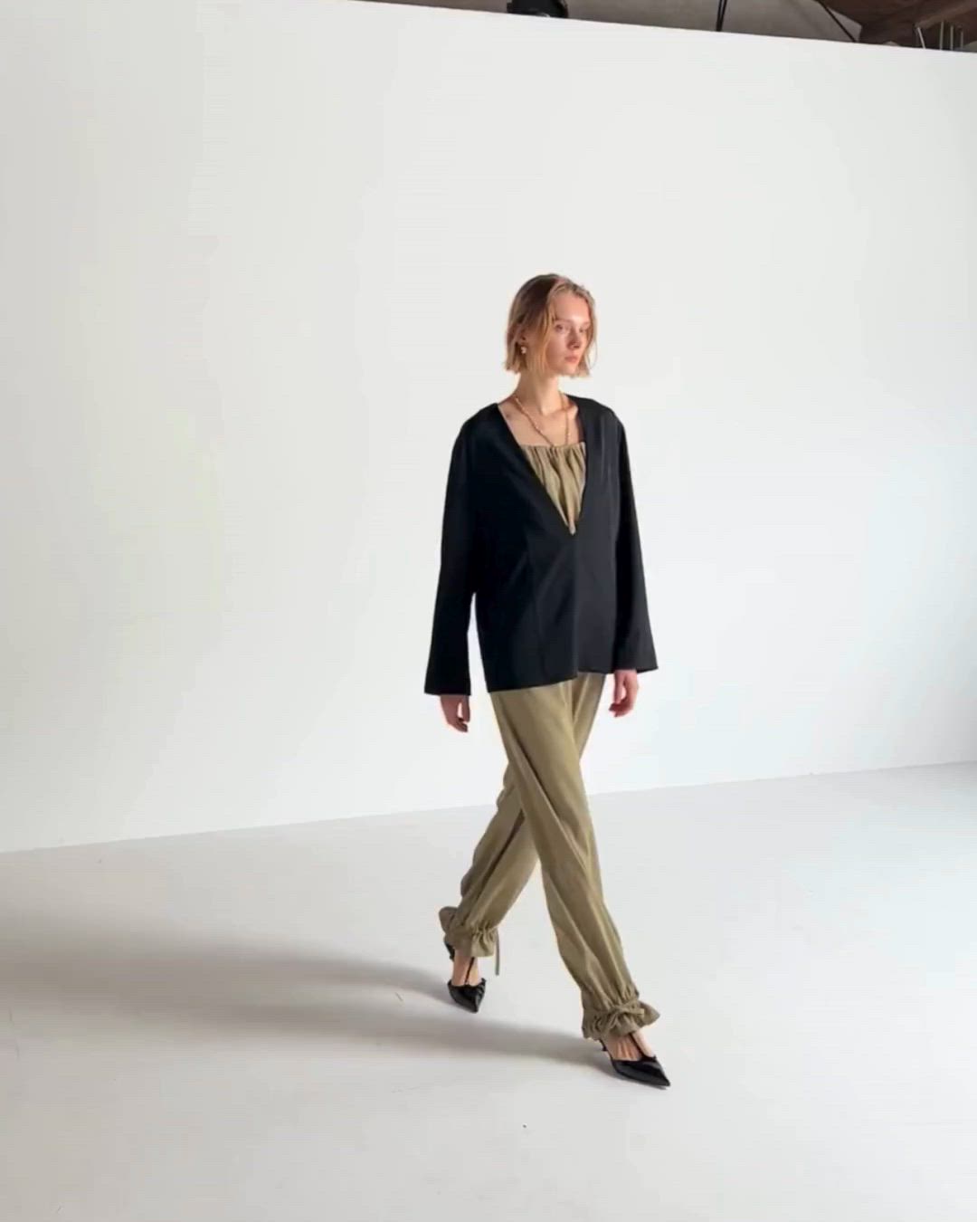 Practical over blouse setup（パンツドレス）｜et.UNiVER（エト