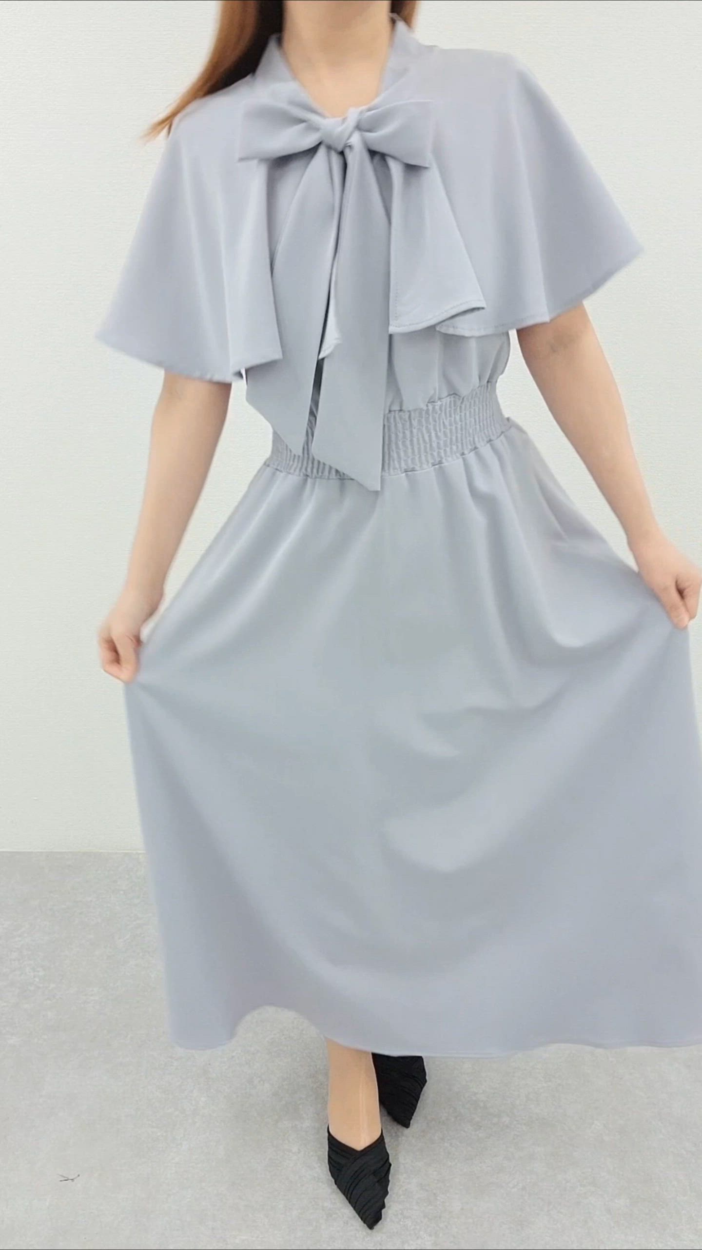 極美品✨POPPY　ポピー　アシメフレアフーディーワンピ　グレー　完売品 アシメリボンボートネックフレアワンピース(F ブラウン