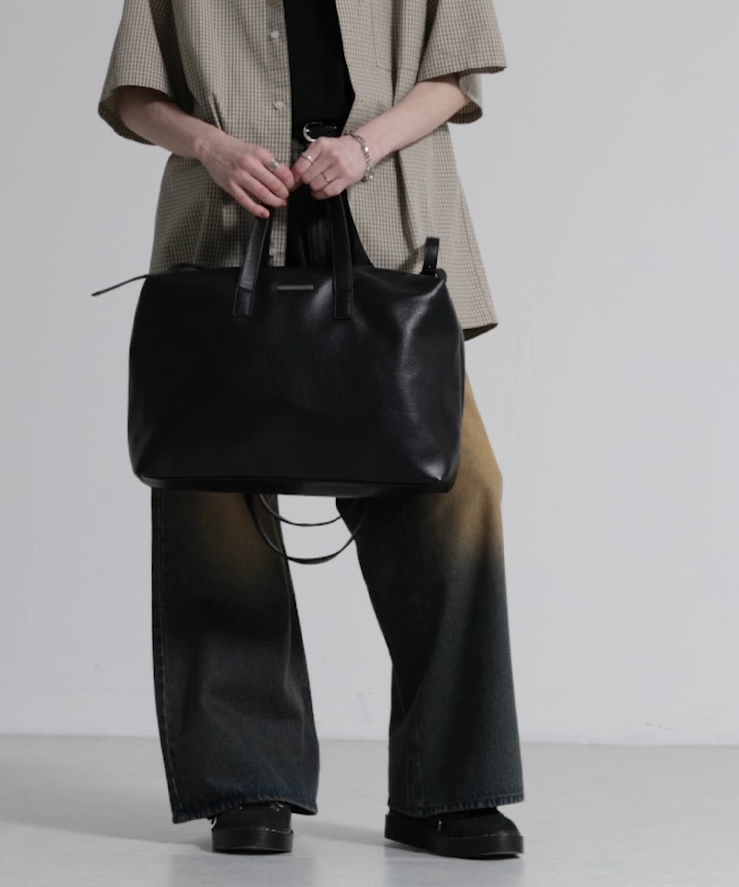 セール】2WAY ダブルストラップ メタルプレートボストンバッグ