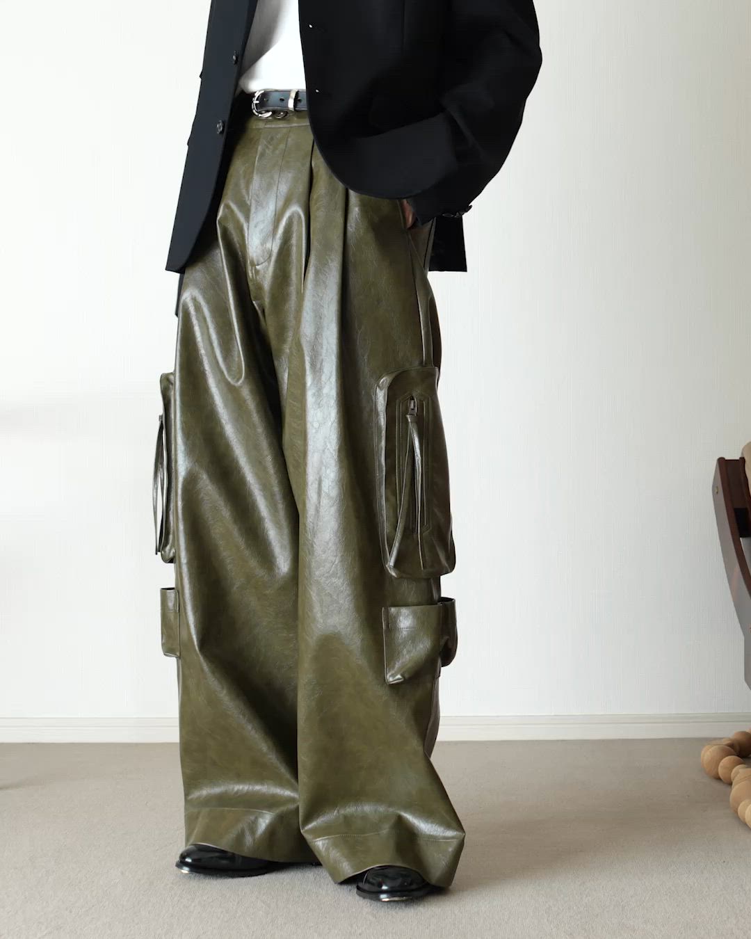 Vintage like military cargo pants ( fake leather )/ヴィンテージ