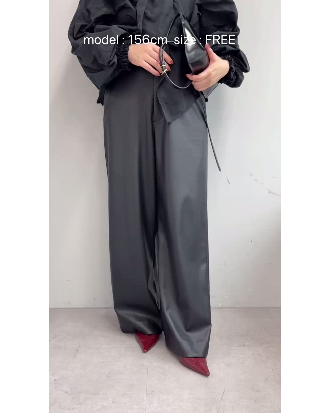 レザーライクパンツ（その他パンツ）｜Whim Gazette（ウィムガゼット