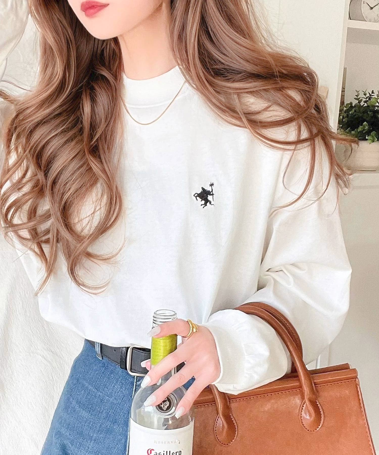 セール】大人リラックススタイル。ワンポイント刺繍モックネック長袖T