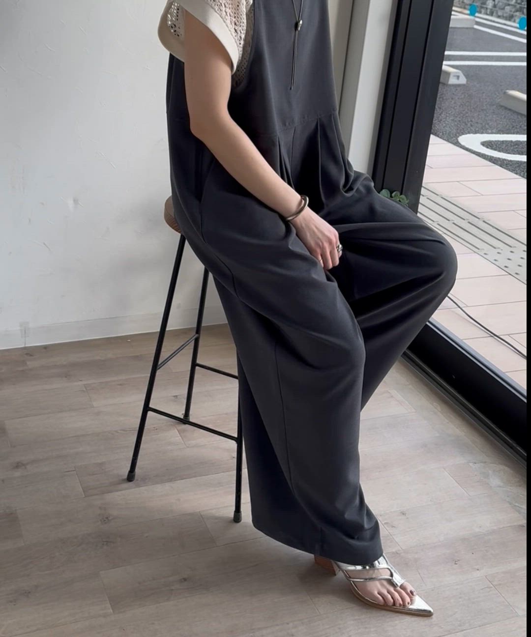 セール】落ち感ワイドでつくる、大人の抜け感。バックリボンサロペット
