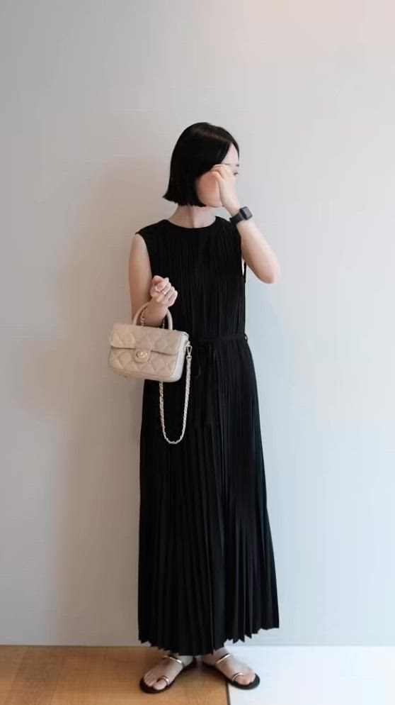 洗える/オンオフ】プリーツノースリーブワンピース（ワンピース