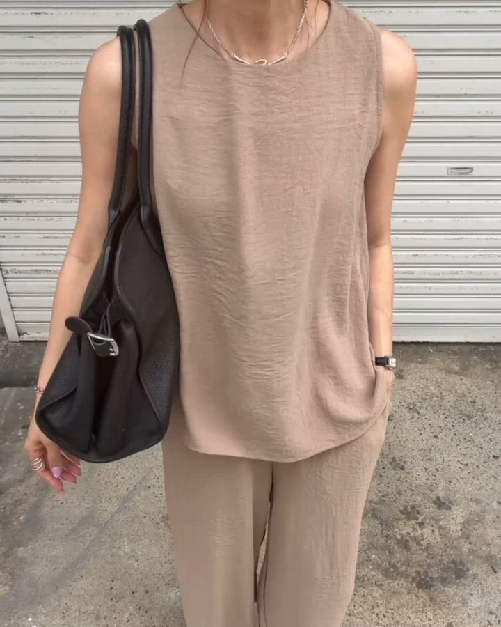 COCUCA ノースリーブジャケット ショートパンツ セットアップ　タグ付き セール】ノースリーブリラックスセットアップ(chiica select) / 2点