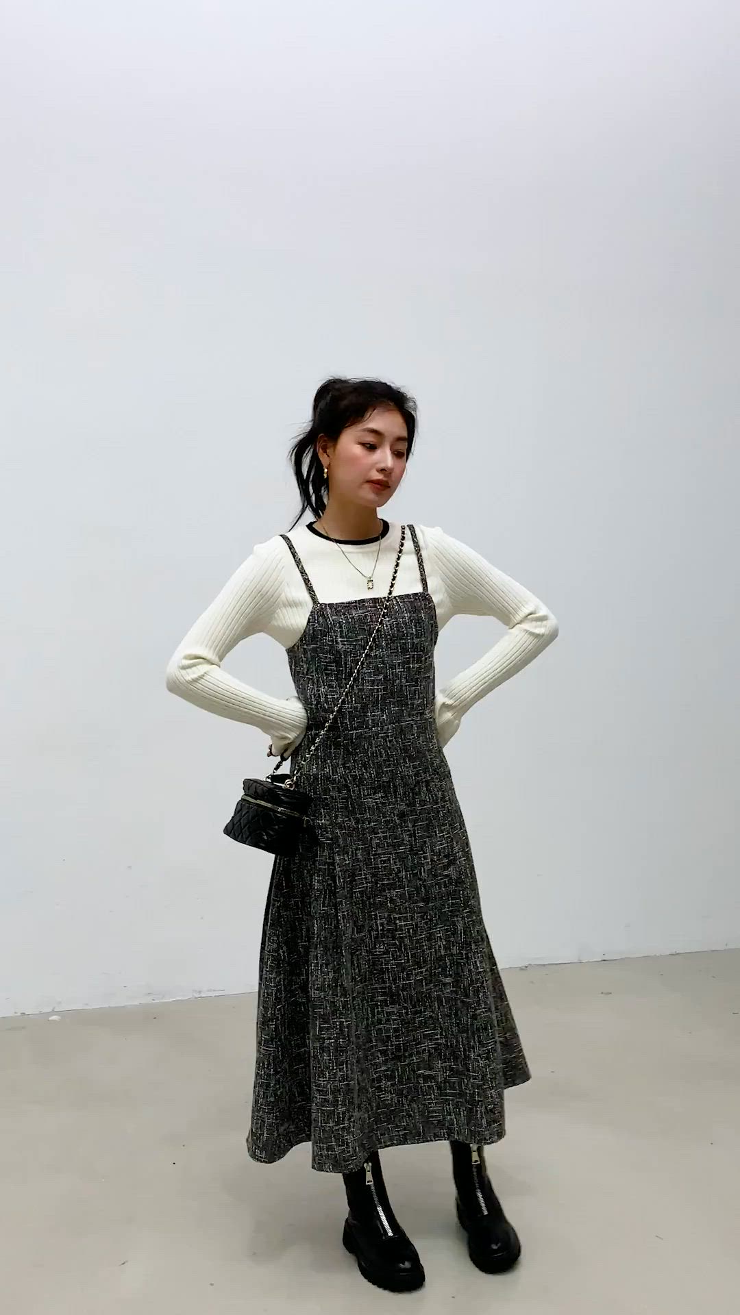 セール】レディース ツイード風シャーリングキャミソールワンピース