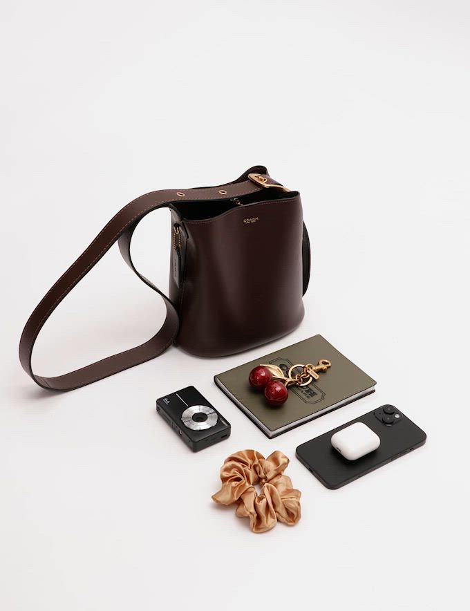 ブリーカー バケット バッグ 21（ショルダーバッグ）｜COACH（コーチ