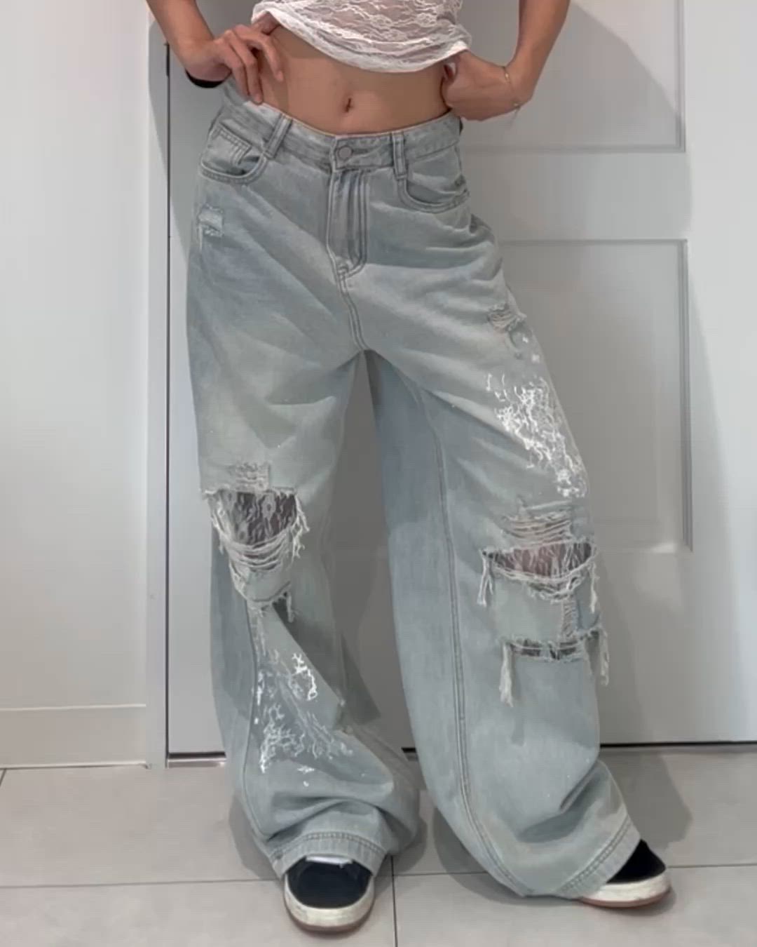 ラインストーンダメージレースデニムパンツ（デニムパンツ）｜BLONDEY