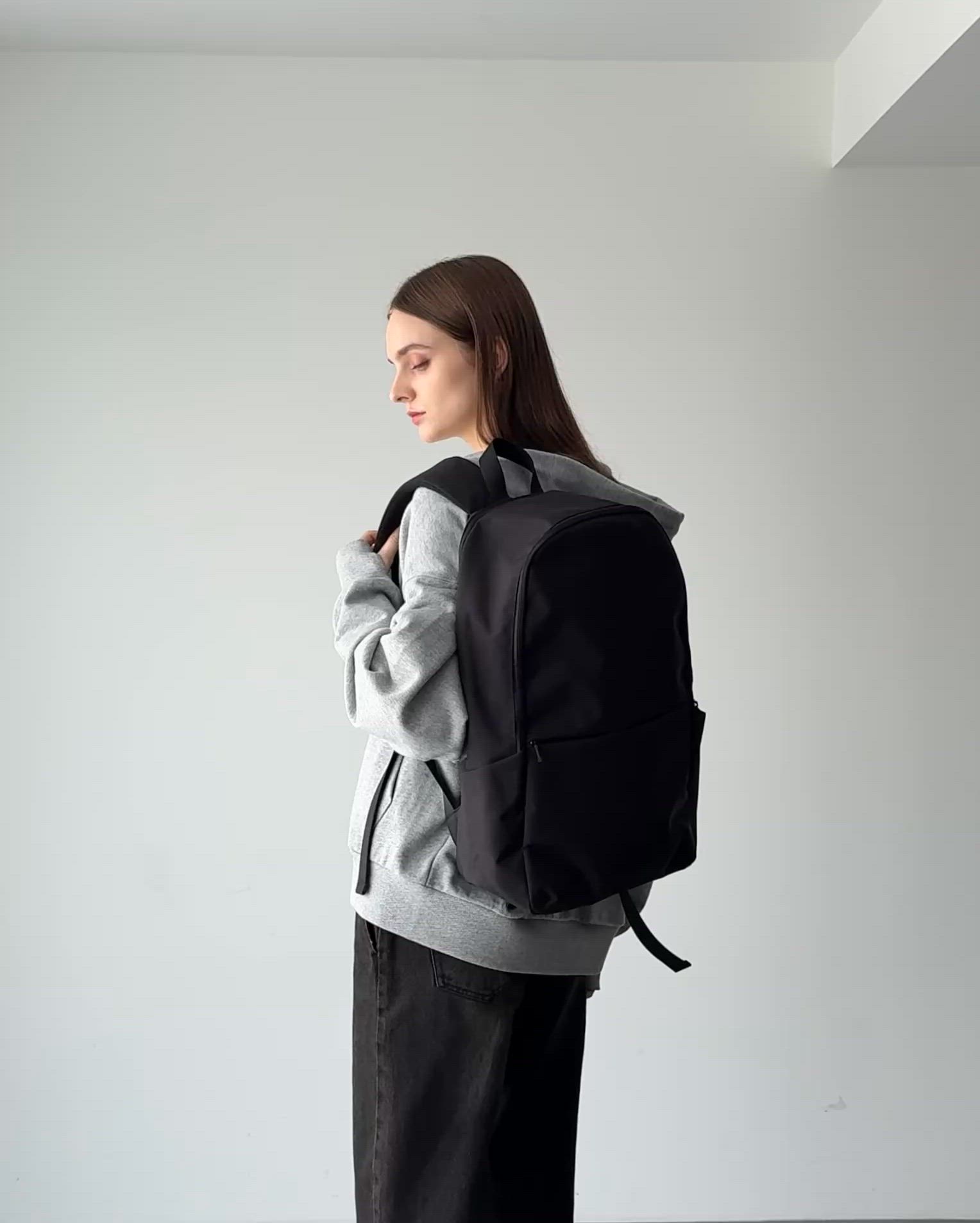 セール】【CALLNE】Water-repellent Tech Nylon Backpack / 撥水テック 