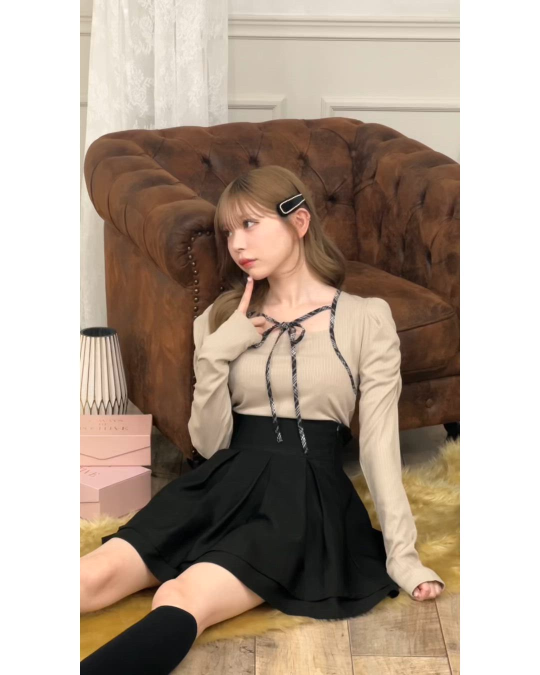 フロントリボンパフスリブトップス（ニット/セーター）｜apres jour