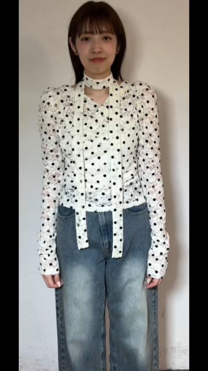 SALON by Chico】チョーカー付きフロッキードットレーストップス（T