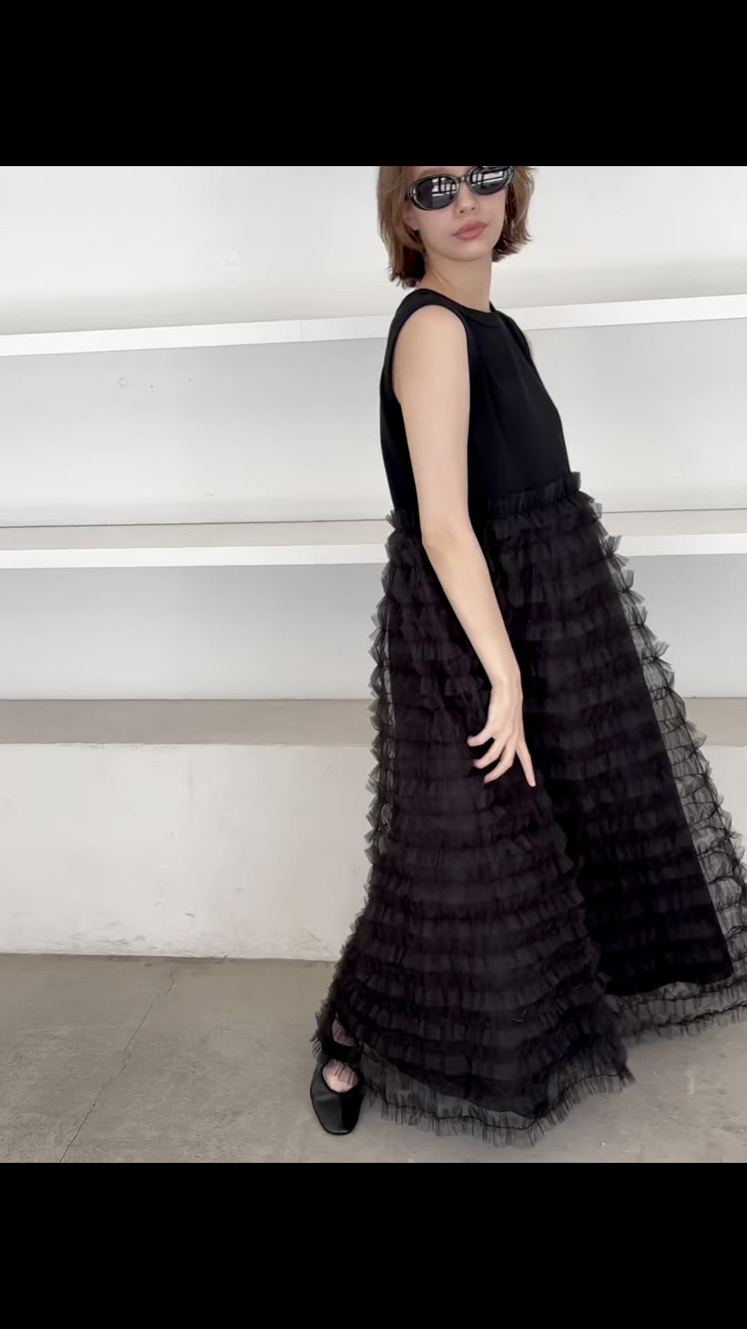 ノースリーブドッキングチュールワンピース（ワンピース）｜PERNA