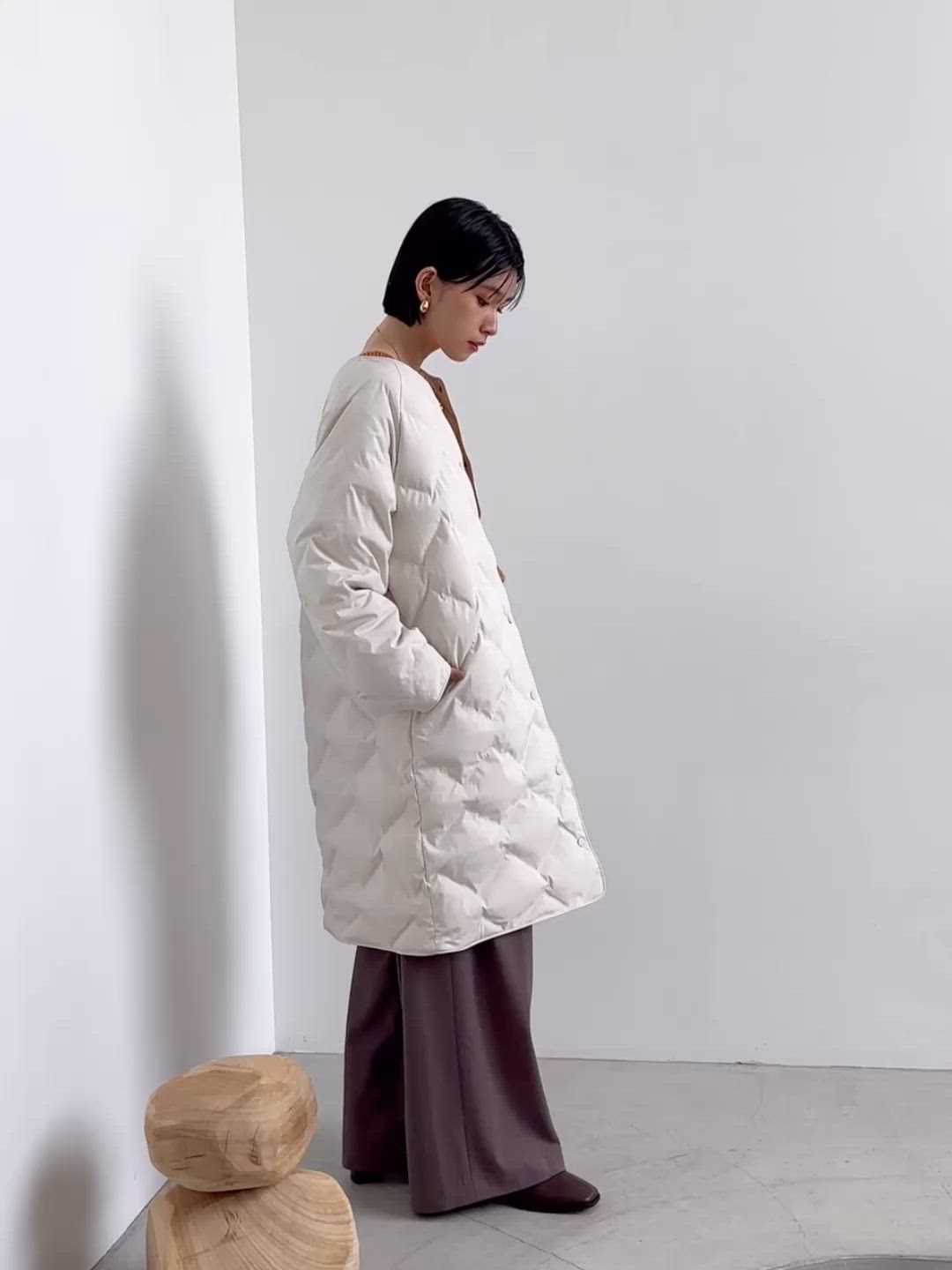 シームレスノーカラーロングコート（ノーカラーコート）｜DOUX