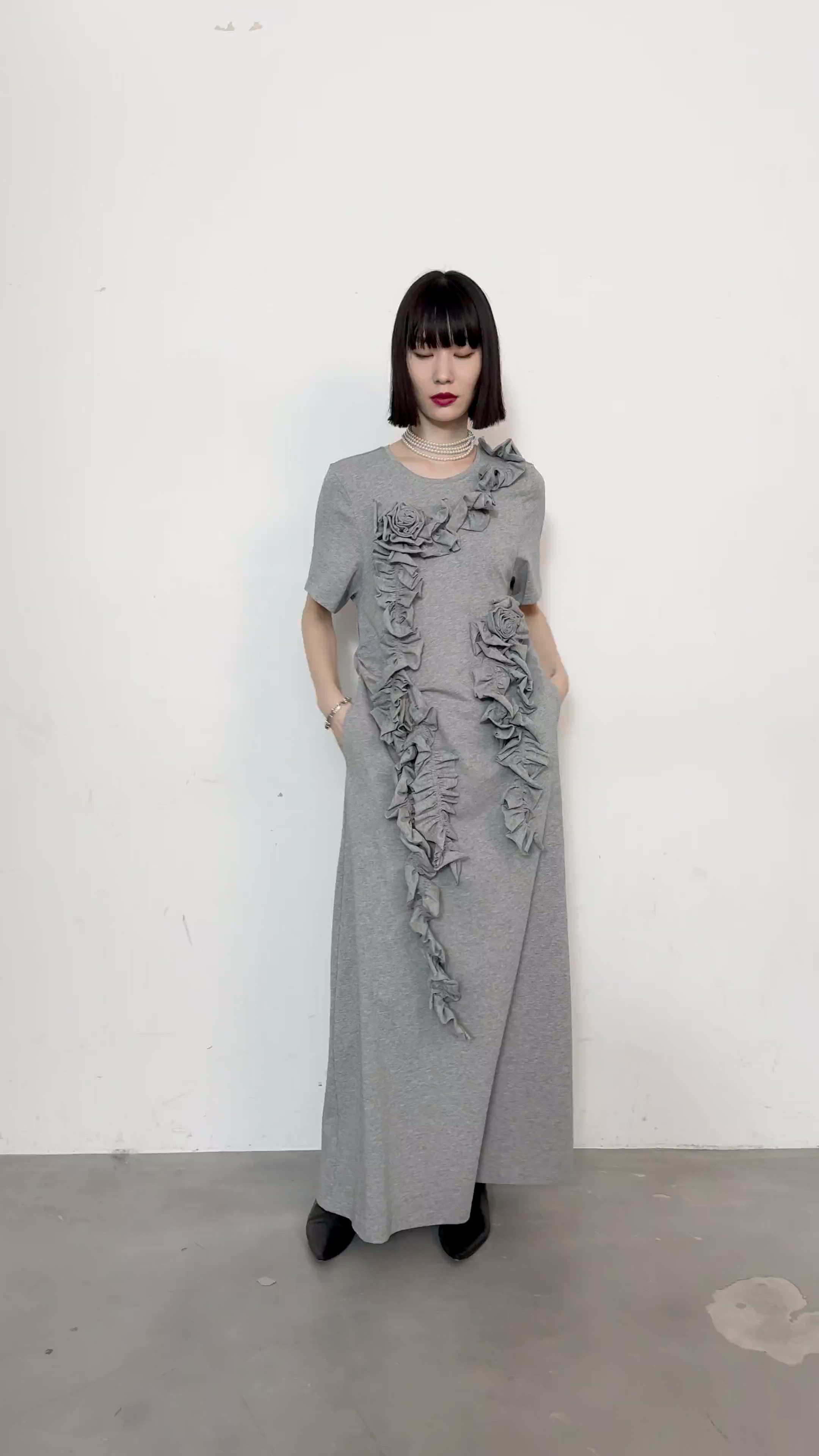 Rose motif T-shirt dress / ローズモチーフTシャツドレス（ワンピース