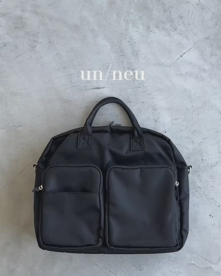 アウトポケットナイロンバッグ / 大容量 / A4、PC(14inch)収納可能