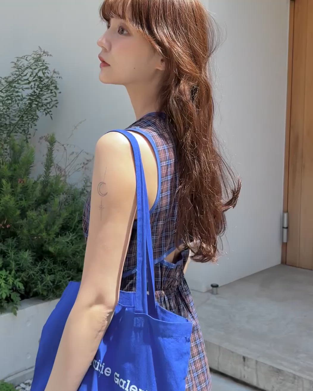 back cut onepiece／バックデザインノースリーブワンピース