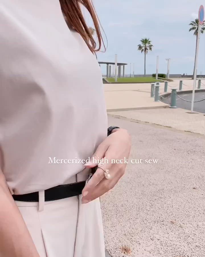 セール】大人マストな1枚。シンプルなシルケットハイネック半袖