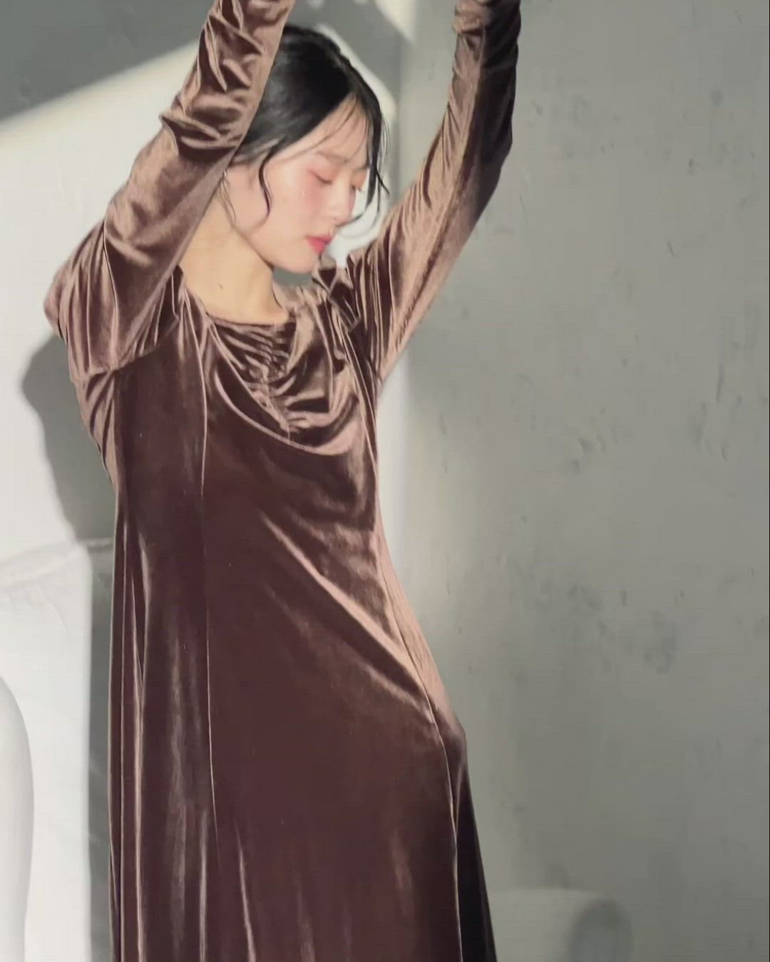 フロントギャザーベロアワンピース（ワンピース）｜Olu.（オルドット